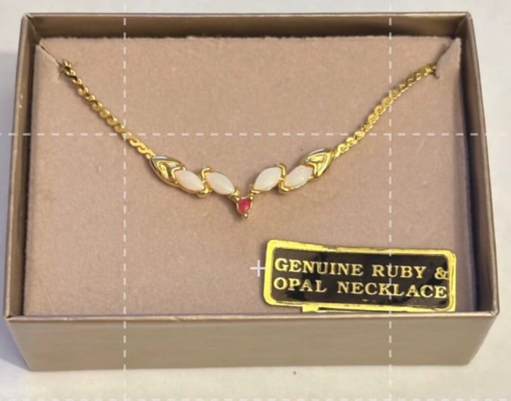 Vintage Lady Sedgwick Genuine Ruby Opal Necklace in box